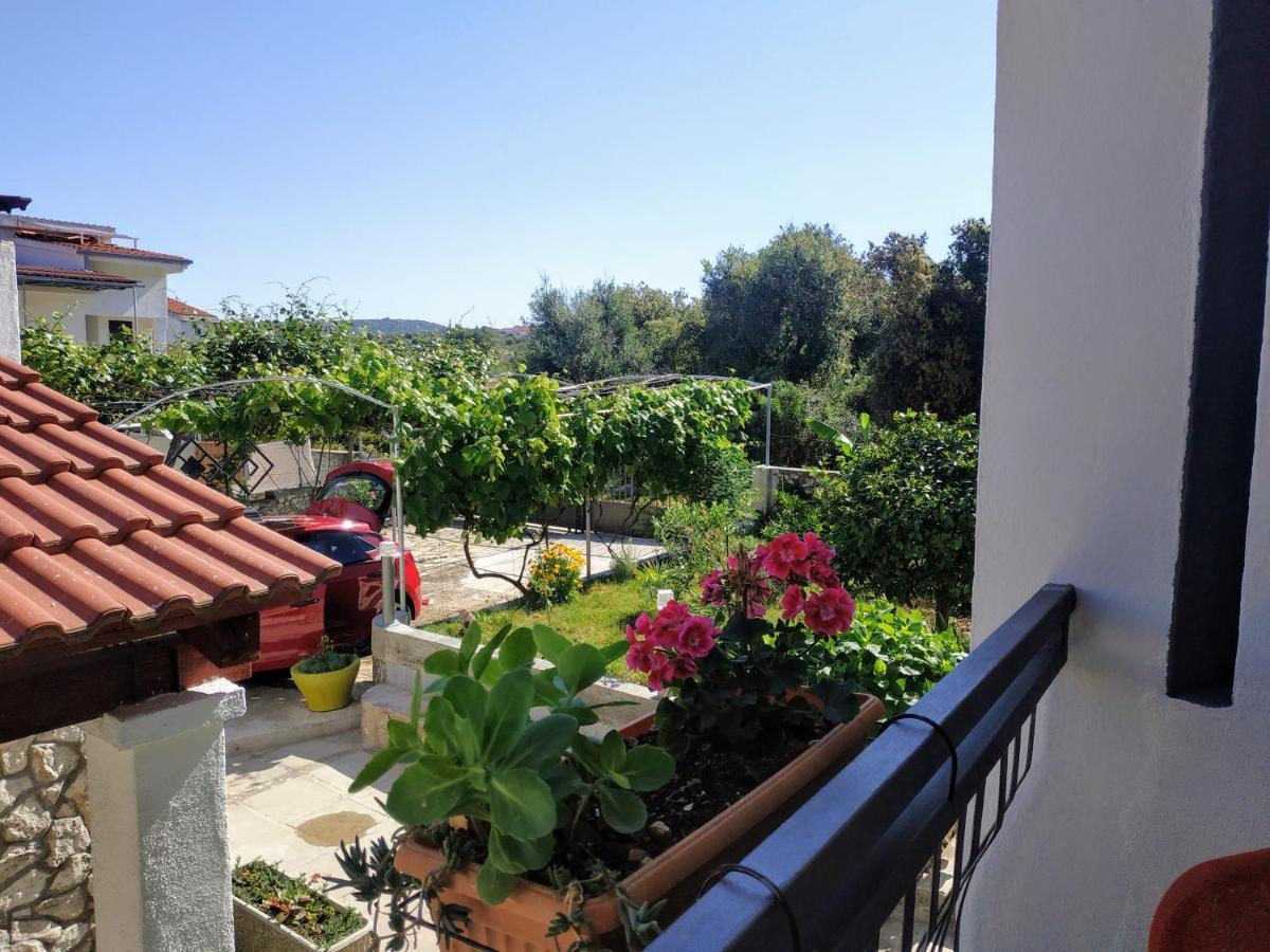 Apartment Lavanda Nova Ražanj Eksteriør bilde
