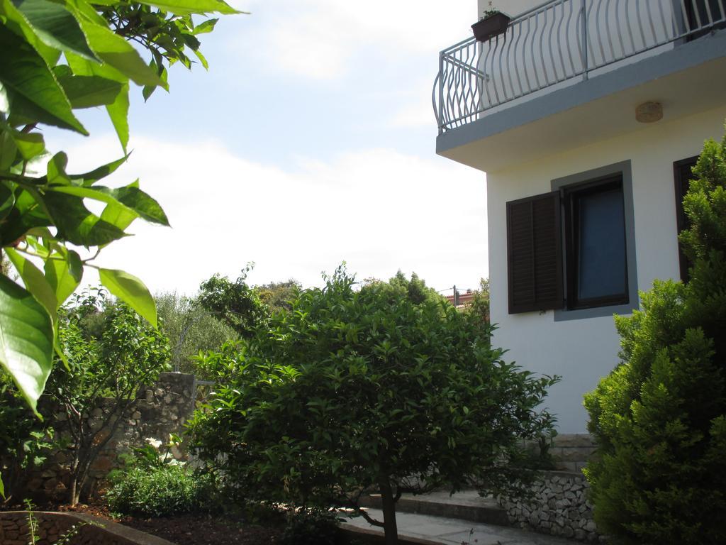 Apartment Lavanda Nova Ražanj Eksteriør bilde